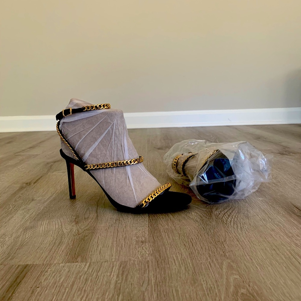 JLO Dominique Black & Gold Heels